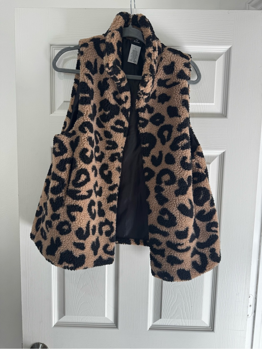 Leopard Print Sherpa Vest - Brown & Black